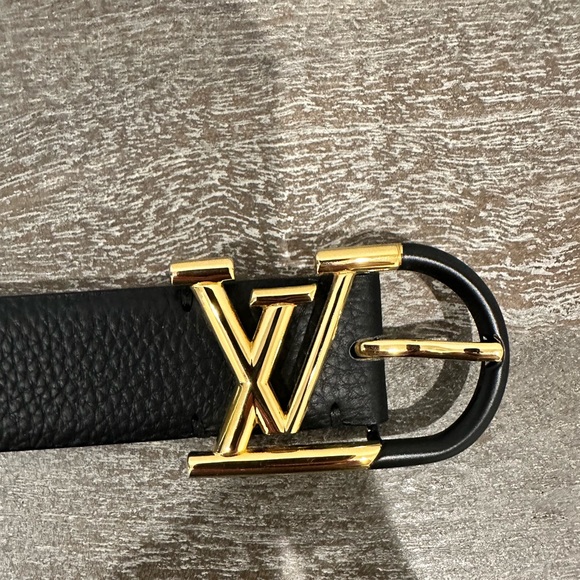 Louis Vuitton leather belt - Picture 2 of 8